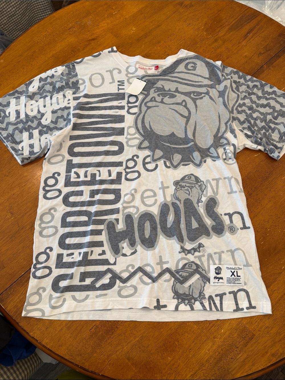 Mitchell & Ness Grey and White Georgetown Bulldogs Graphic Men Tee XL